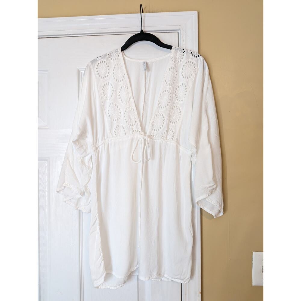 Raviya Eyelet Boho Tunic Dress Size Small White Bell Sleeve Beach Cover Up Chic